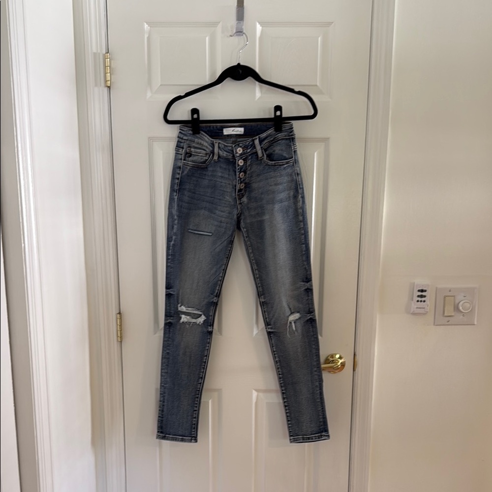 KanCan Distressed Skinny Jeans in Blue